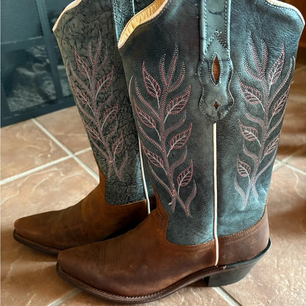Old West Tan Leather Cowboy Boots Woman’s size 6.5. - Picture 5 of 8